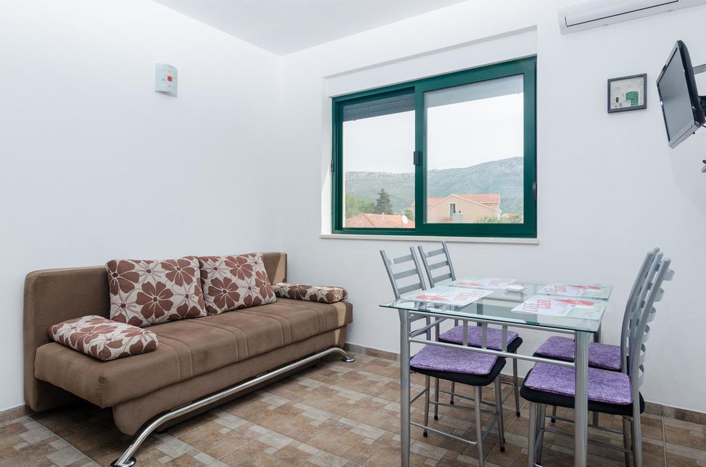 Apartments Leo 오레비츠 외부 사진