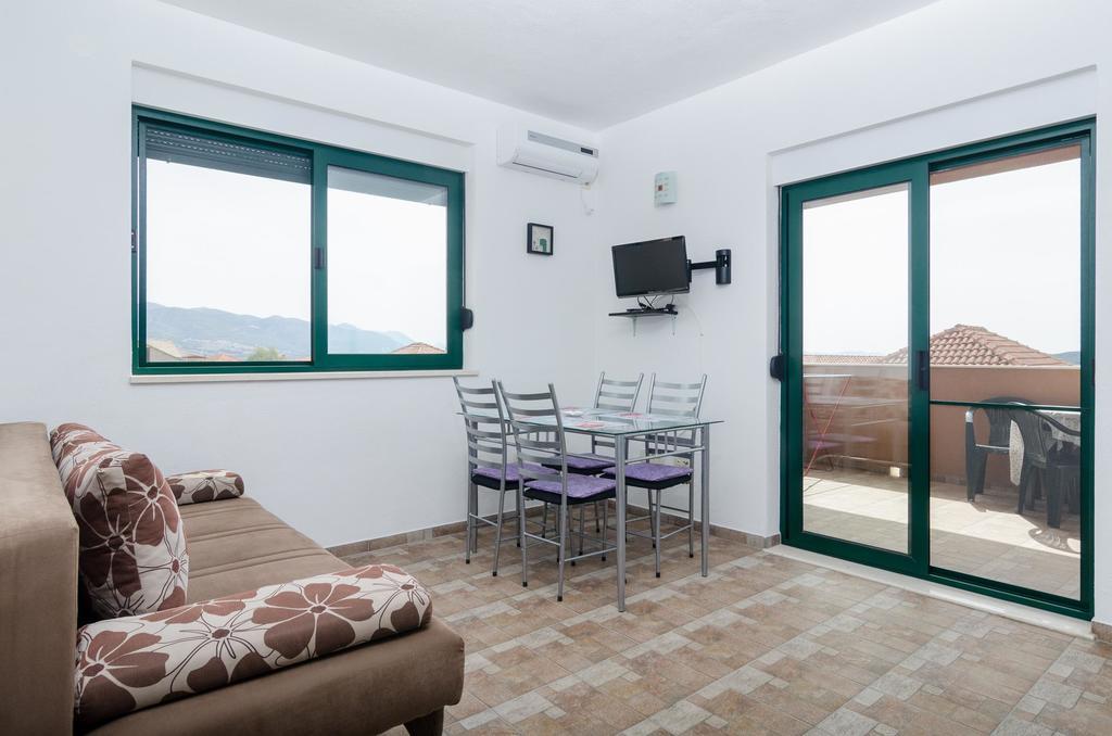 Apartments Leo 오레비츠 외부 사진